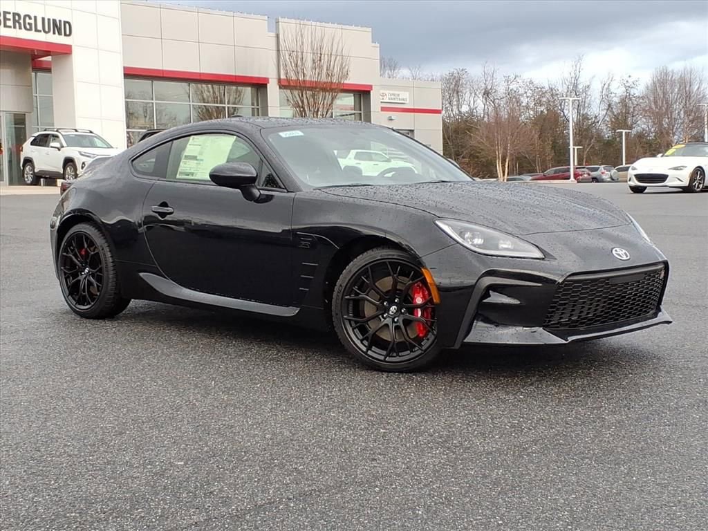 New 2025 Toyota GR86 Premium image 2