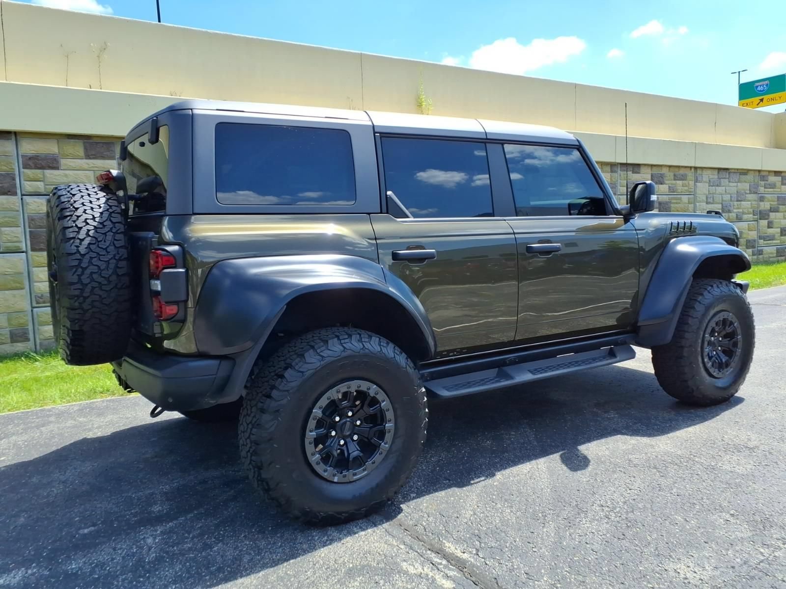 Used 2024 Ford Bronco Raptor w/ Interior Carbon Fiber Pack 6 AWD/4WD image 11