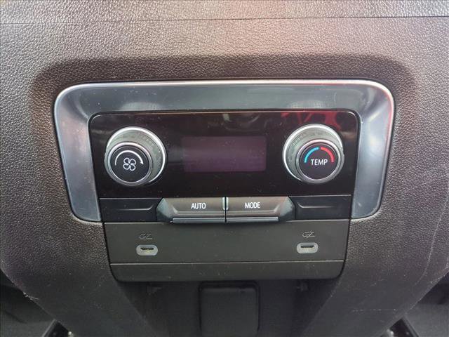 Used 2021 Chevrolet Suburban LS image 16