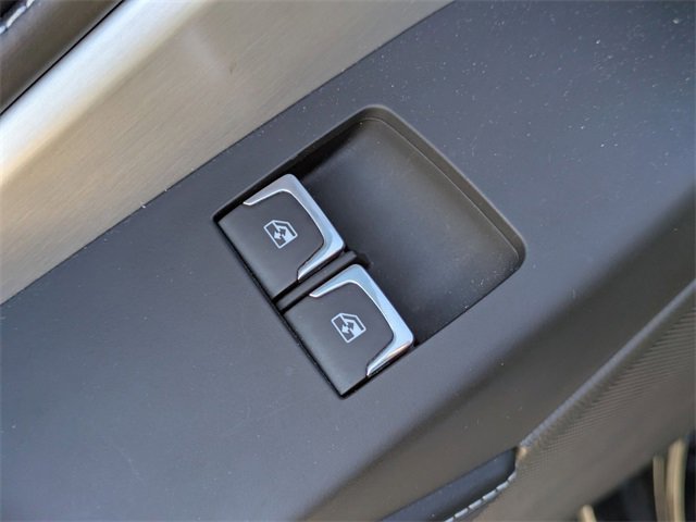 Used 2015 Chevrolet Corvette Z06 w/ 3LZ Preferred Equipment Group image 10