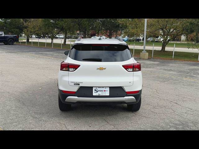 Certified 2024 Chevrolet TrailBlazer LT w/ Driver Confidence Package FWD image 35