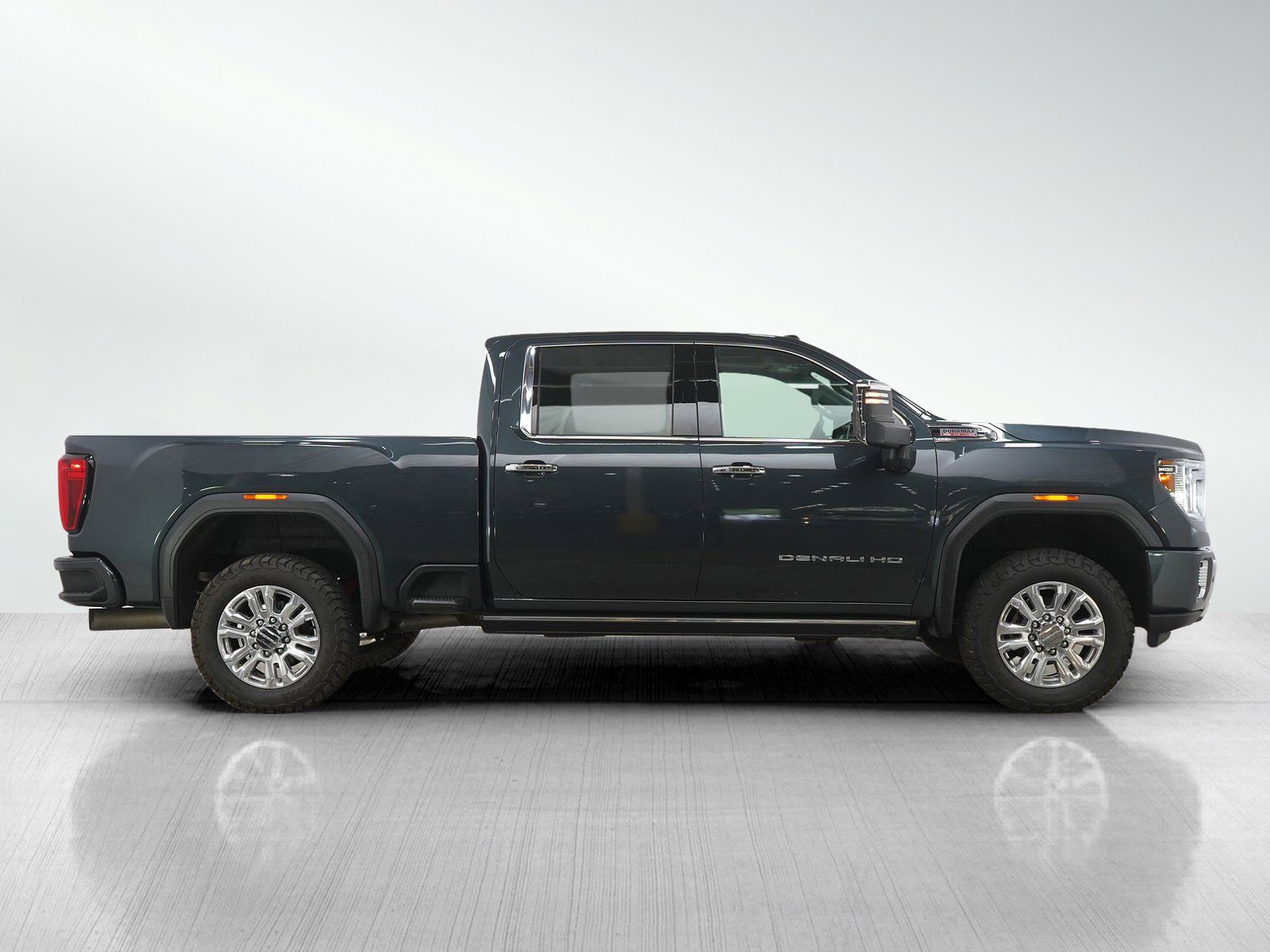 Used 2022 GMC Sierra 2500 Denali w/ Denali Ultimate Package AWD/4WD image 6