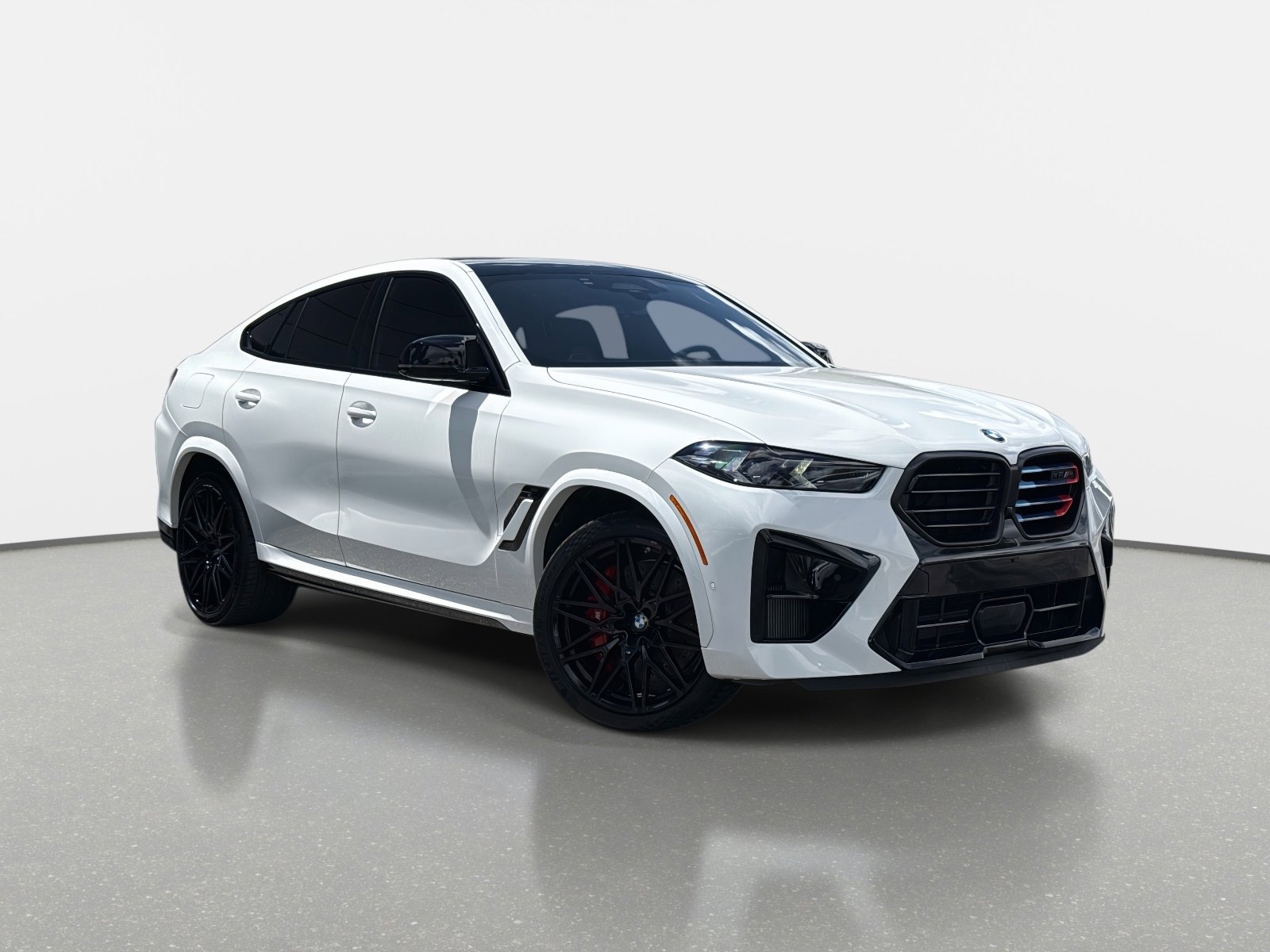 Used 2024 BMW X6 M Competition image 1