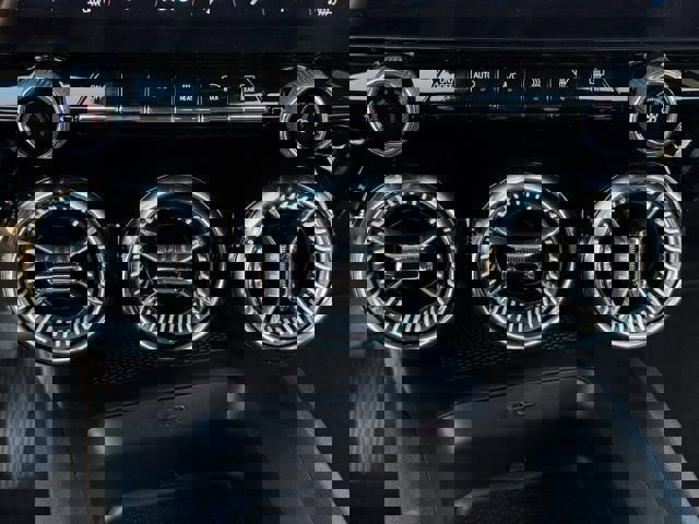 New 2026 Chevrolet Blazer EV LT image 13