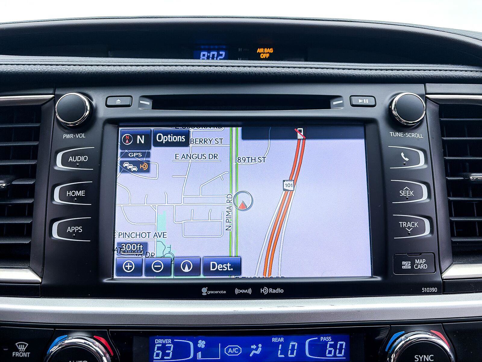 Used 2019 Toyota Highlander XLE FWD image 21