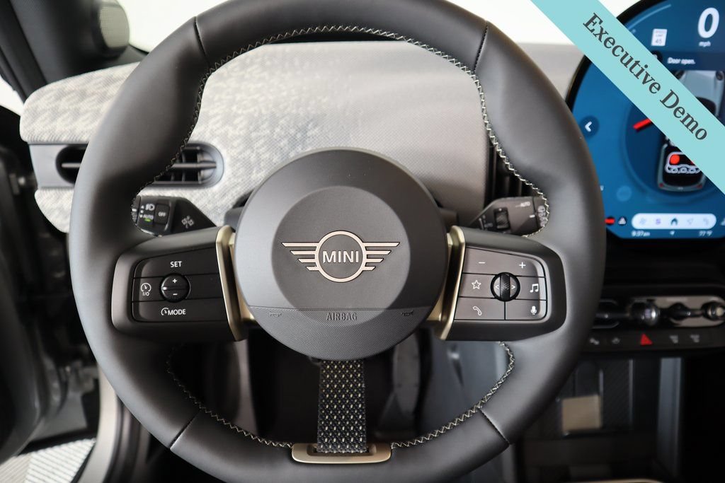 New 2025 MINI Cooper S FWD image 4