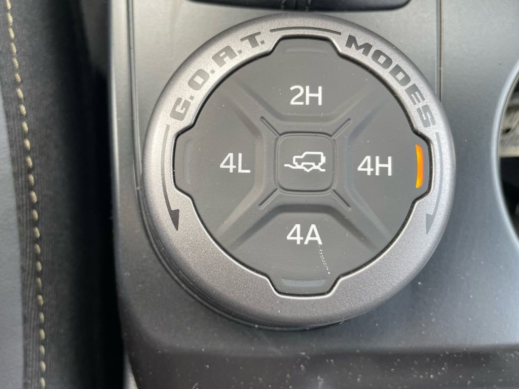 New 2025 Ford Bronco Badlands image 14