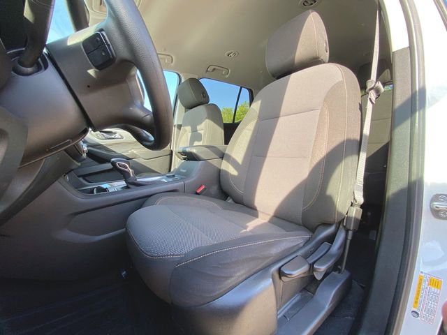 Used 2021 Chevrolet Traverse LS w/ LPO, Blackout Package FWD image 17
