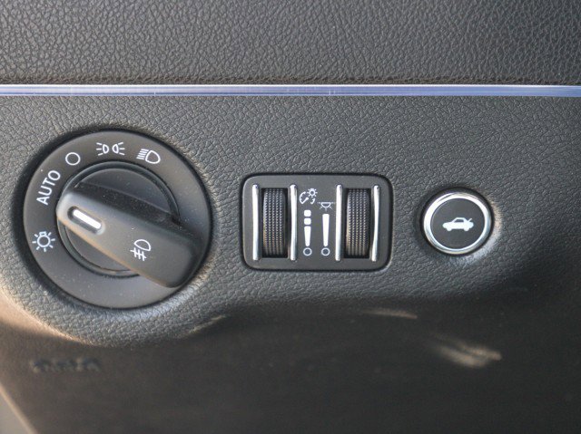 Used 2012 Dodge Charger R/T w/ Sound Group AWD/4WD image 17