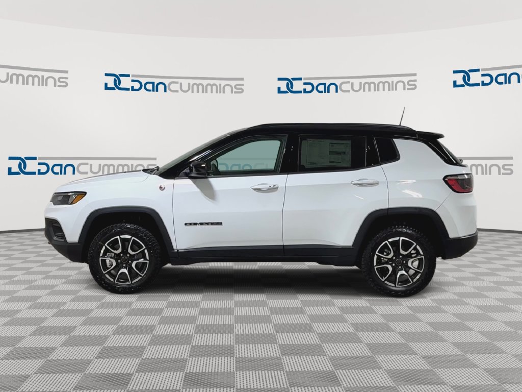 New 2026 Jeep Compass Trailhawk AWD/4WD image 5