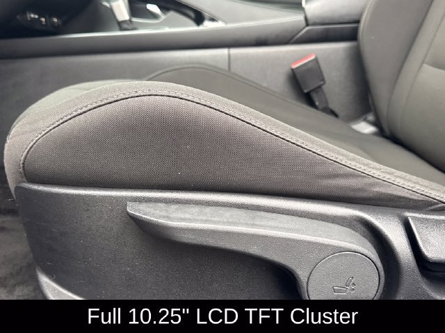 Used 2023 Hyundai Elantra SEL w/ Convenience Package FWD image 17