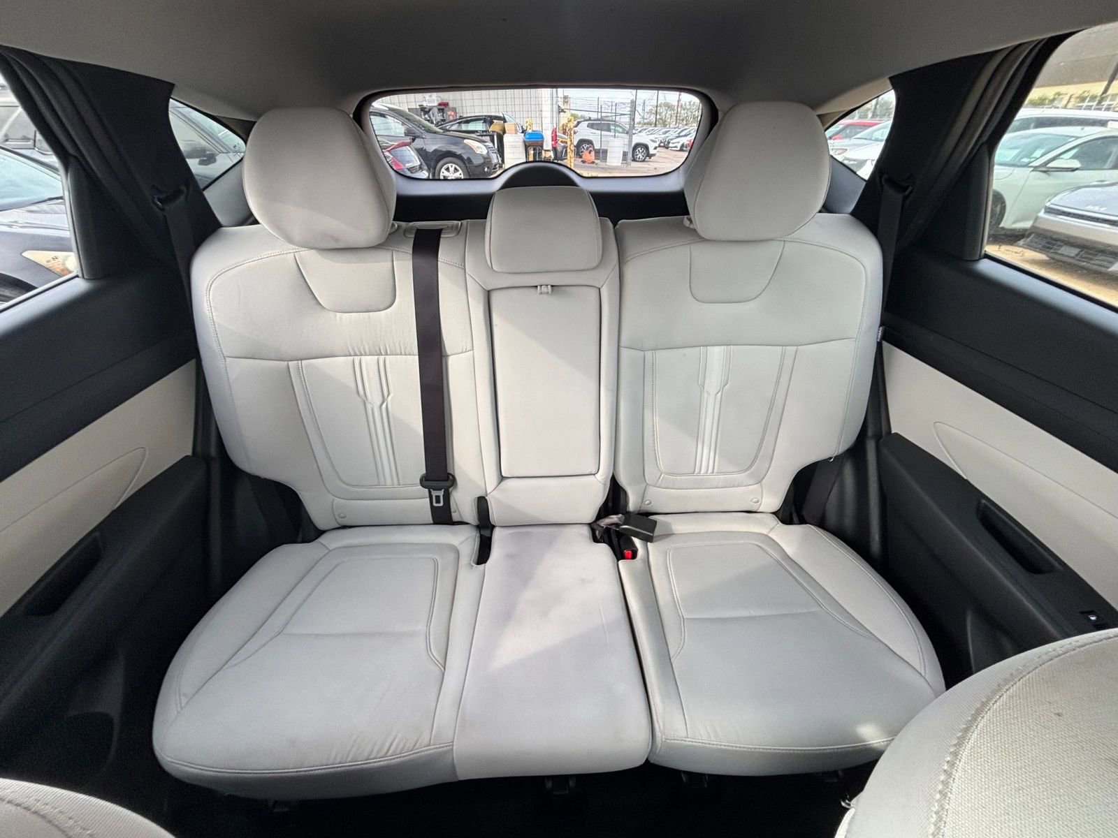 Used 2025 Hyundai Tucson SEL AWD/4WD image 39