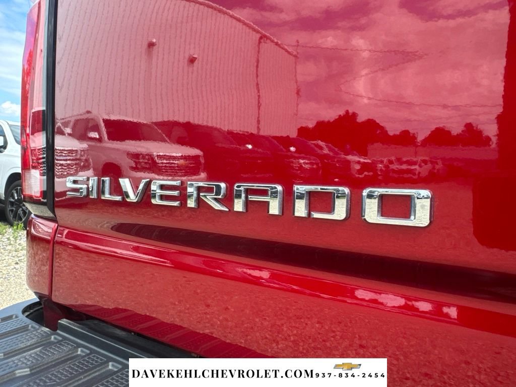 Used 2025 Chevrolet Silverado 2500 LTZ w/ LTZ Plus Package AWD/4WD image 52