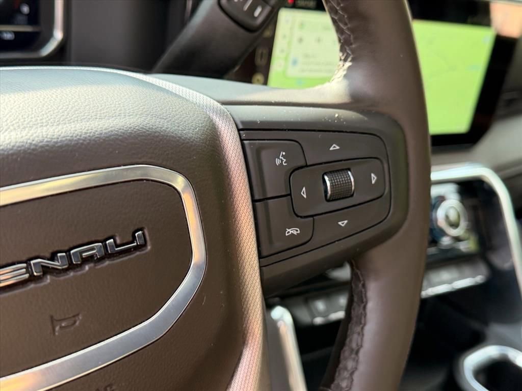 Used 2024 GMC Sierra 2500 Denali w/ Denali Reserve Package AWD/4WD image 18