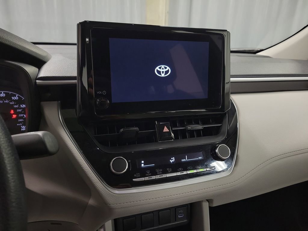 Used 2024 Toyota Corolla Cross L image 14