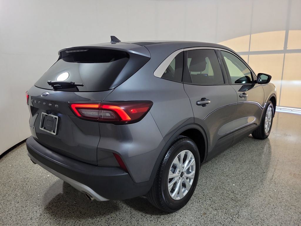 Used 2023 Ford Escape Active FWD image 7
