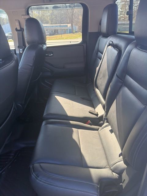 Used 2023 Nissan Frontier SV w/ SV Convenience Package image 8