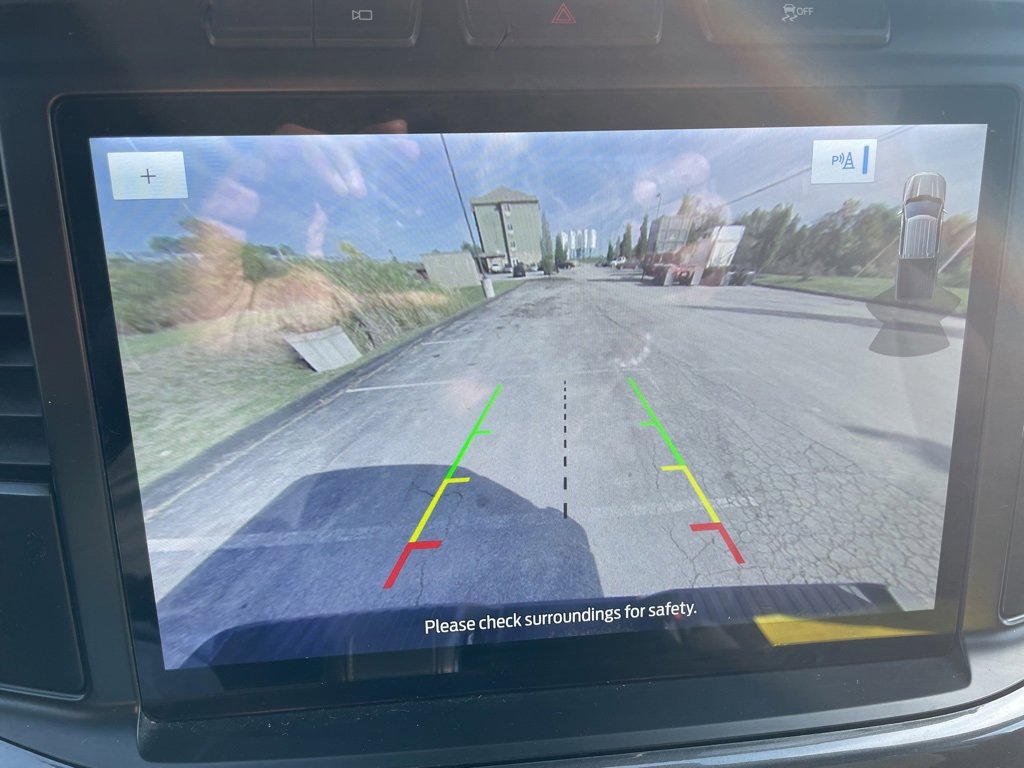 Certified 2022 Ford F150 XLT w/ Equipment Group 302A High image 18