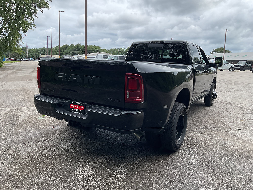 New 2027 RAM 3500 Laramie AWD/4WD image 5