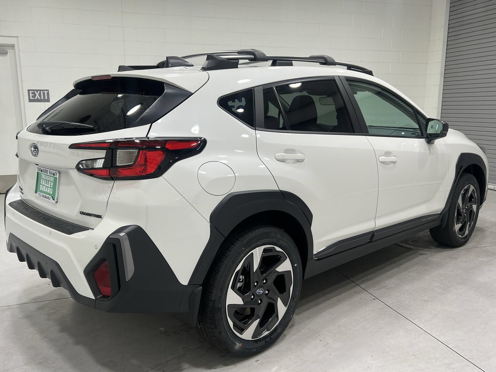 Used 2026 Subaru Crosstrek 2.5i Limited AWD/4WD image 8