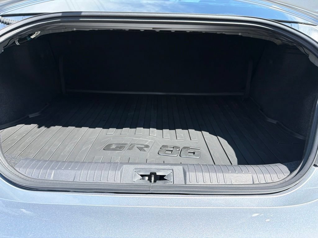 Used 2025 Toyota GR86 Premium w/ ALL Weather Mat Package (TMS) RWD image 15