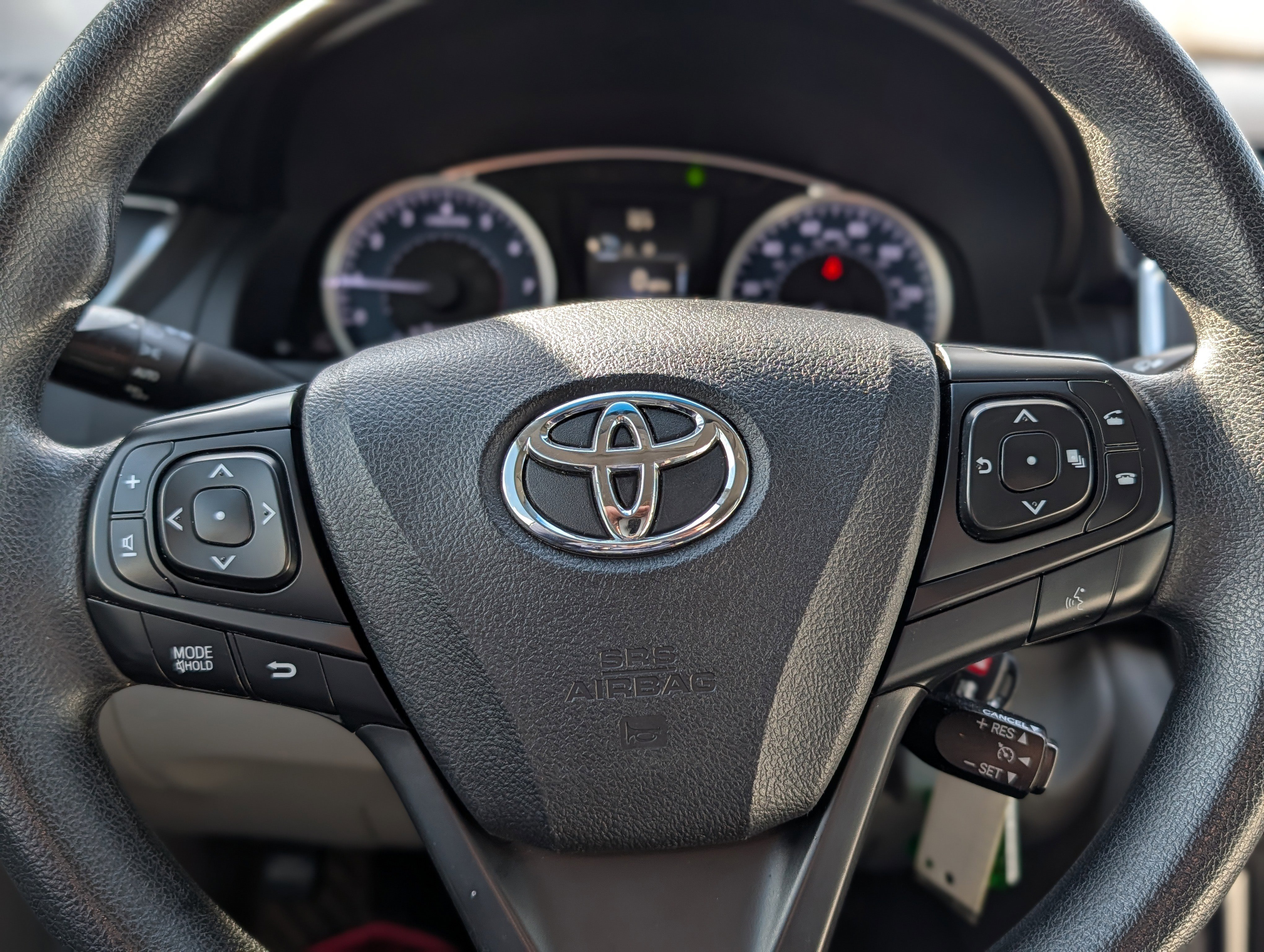 Used 2017 Toyota Camry LE image 21