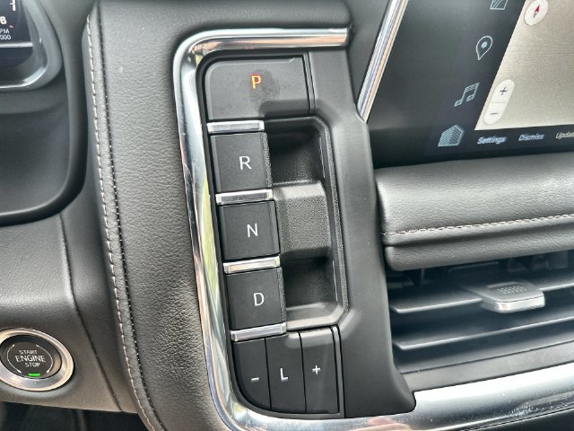 Certified 2023 Chevrolet Tahoe High Country AWD/4WD image 26