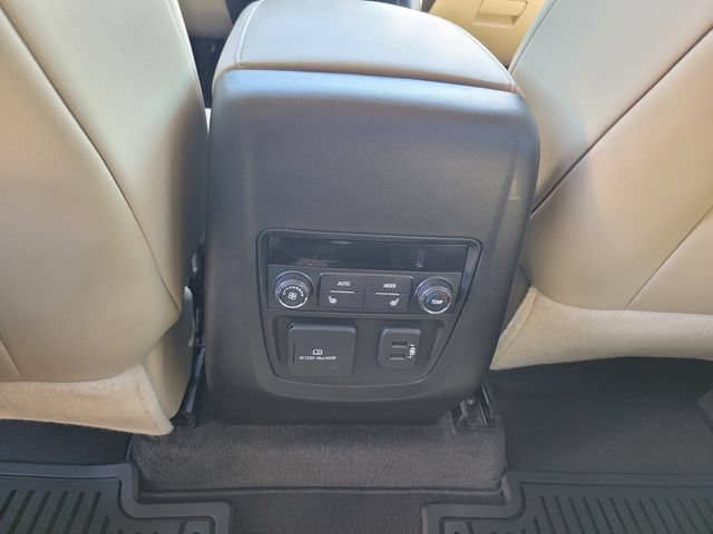 Used 2019 Buick Enclave Premium w/ Experience Buick Package AWD/4WD image 15