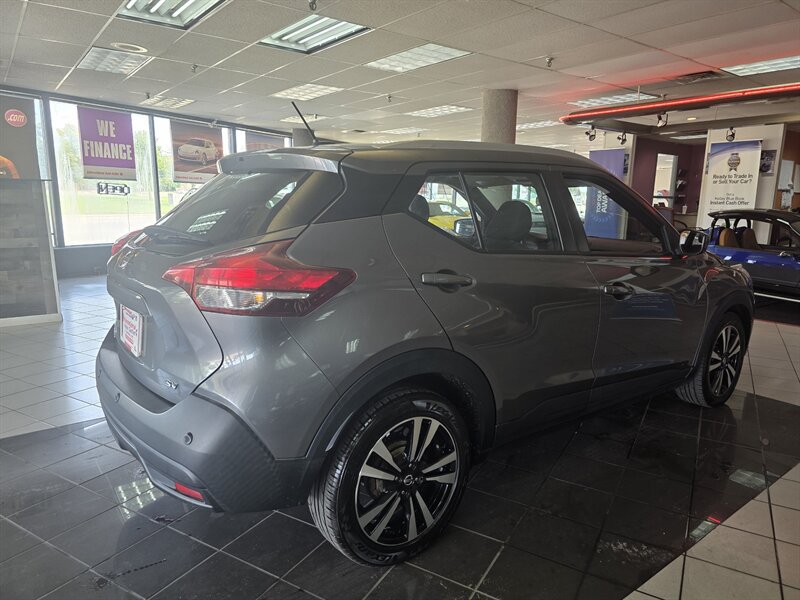 Used 2020 Nissan Kicks SV FWD image 7