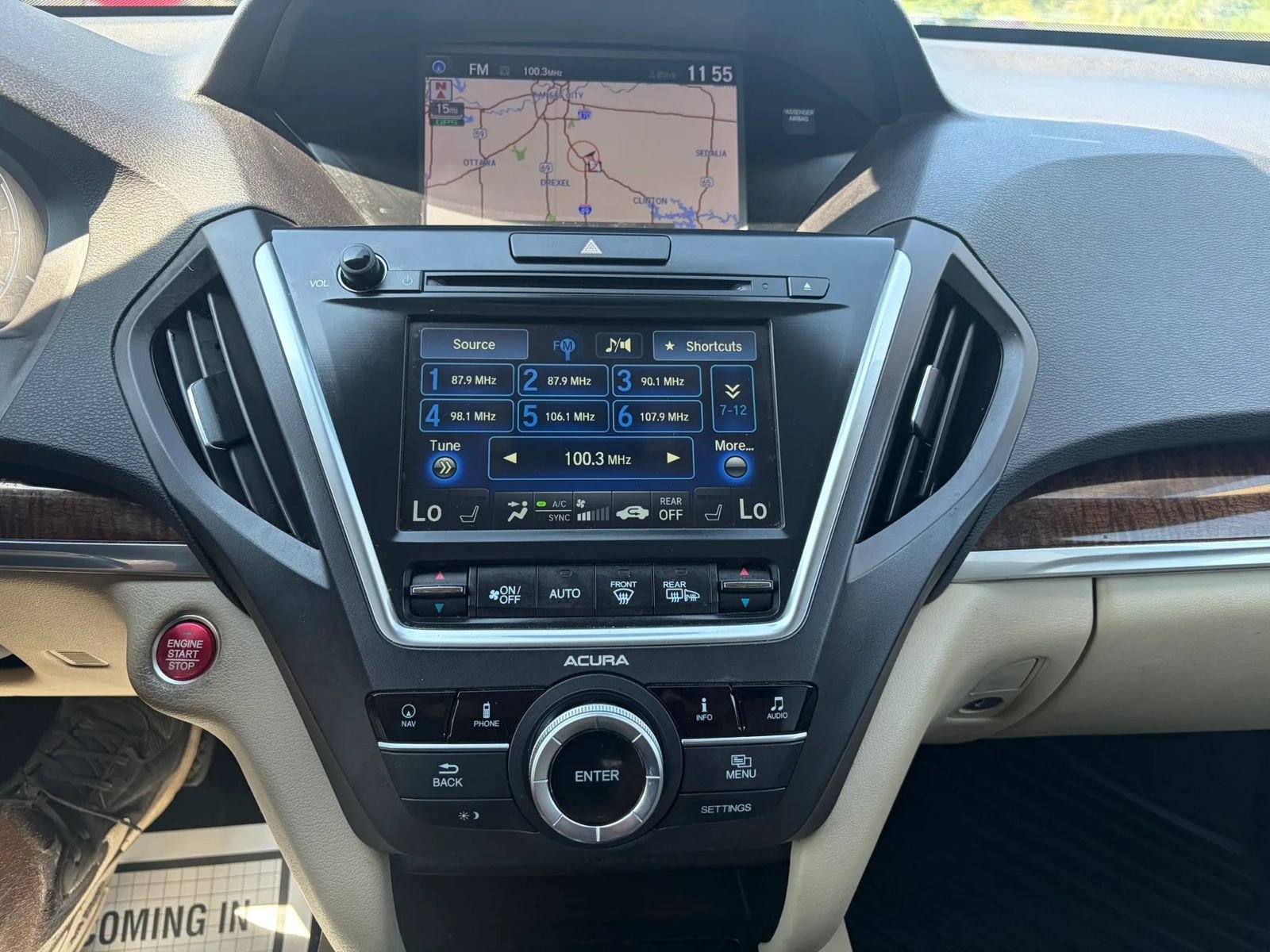 Used 2017 Acura MDX w/ Technology Package AWD/4WD image 15