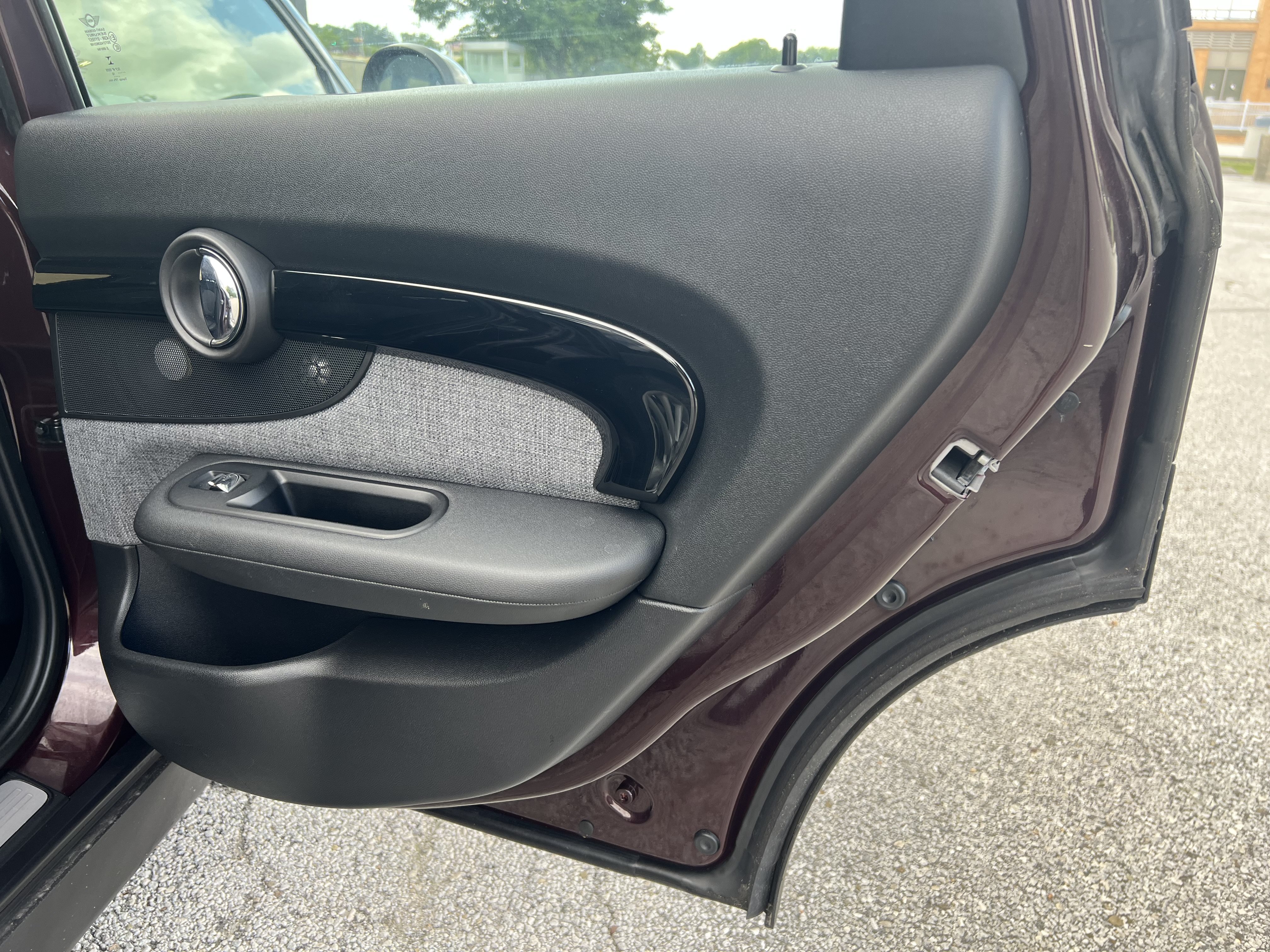 Used 2016 MINI Cooper Clubman FWD image 22