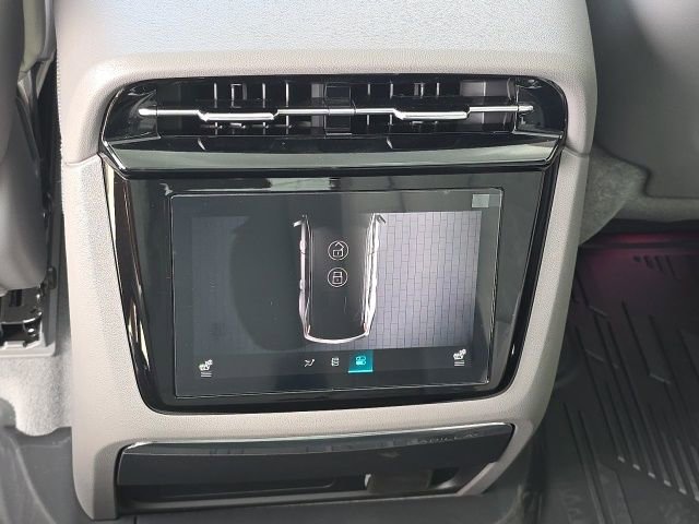 New 2026 Cadillac Escalade IQ Sport 1 w/ LPO, ONYX Package AWD/4WD image 18