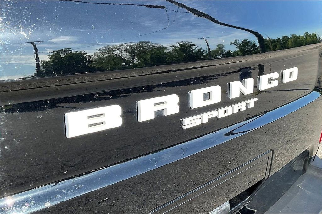 Used 2022 Ford Bronco Sport Outer Banks w/ Tech Package AWD/4WD image 32