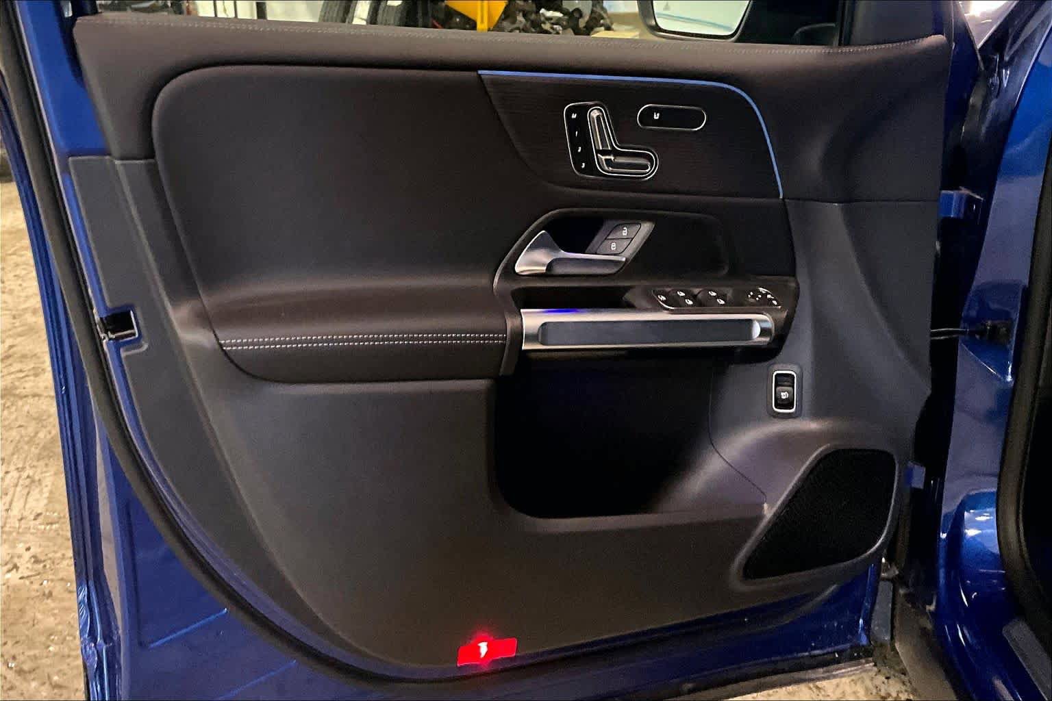 New 2026 Mercedes-Benz GLB 250 4MATIC image 12