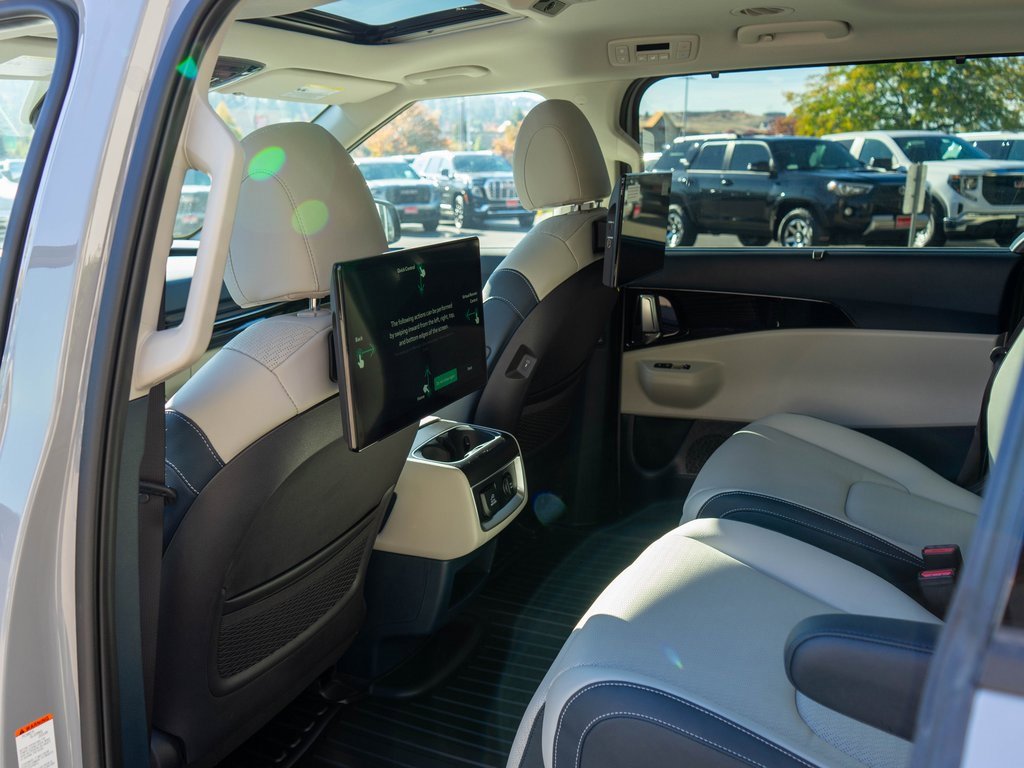 New 2026 Kia Carnival SX Prestige image 15