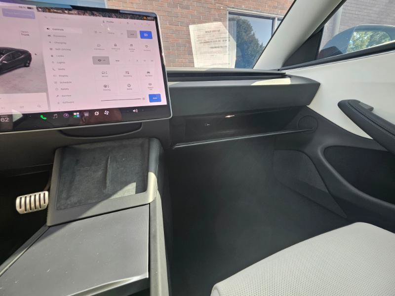 Used 2024 Tesla Model 3 Performance AWD/4WD image 59
