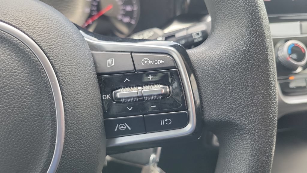 Used 2023 Kia Sorento LX FWD image 20
