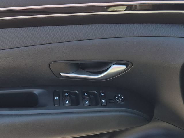 Used 2024 Hyundai Santa Cruz SE FWD image 13
