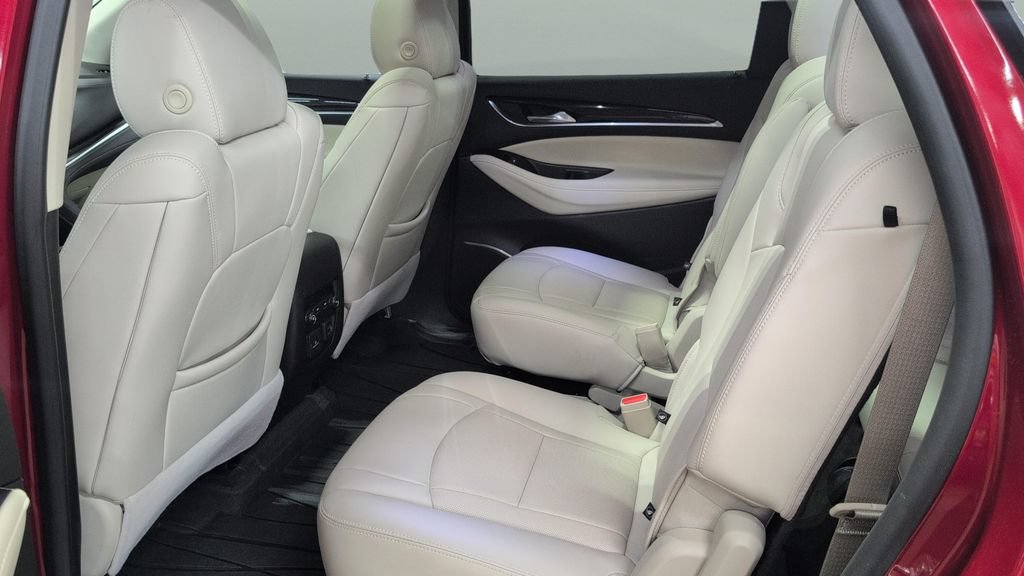 Used 2023 Buick Enclave Essence w/ Experience Buick Package AWD/4WD image 18