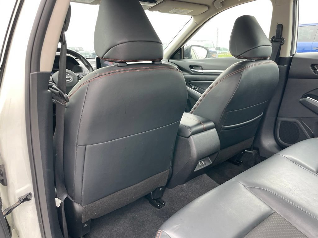 Used 2024 Nissan Altima 2.5 SR FWD image 37