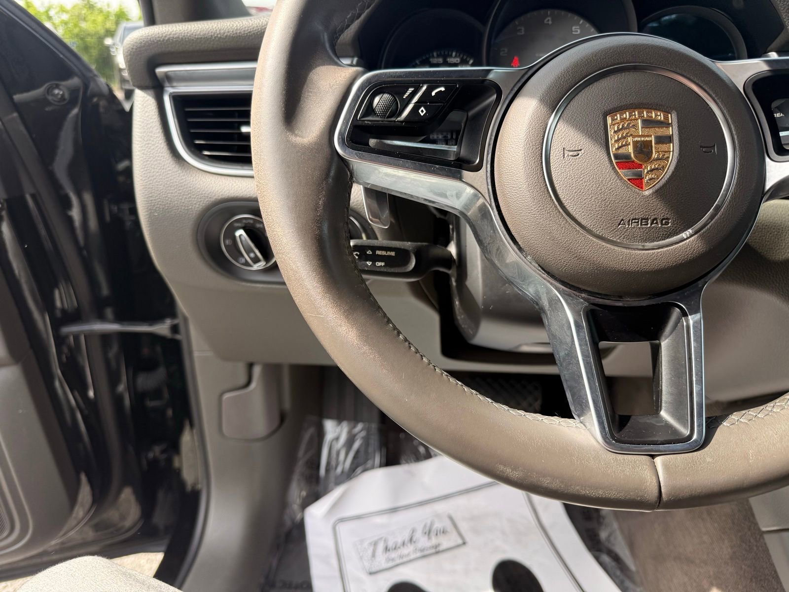 Used 2015 Porsche Macan S image 16