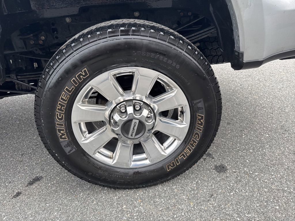 Used 2022 Ford F350 Platinum image 10