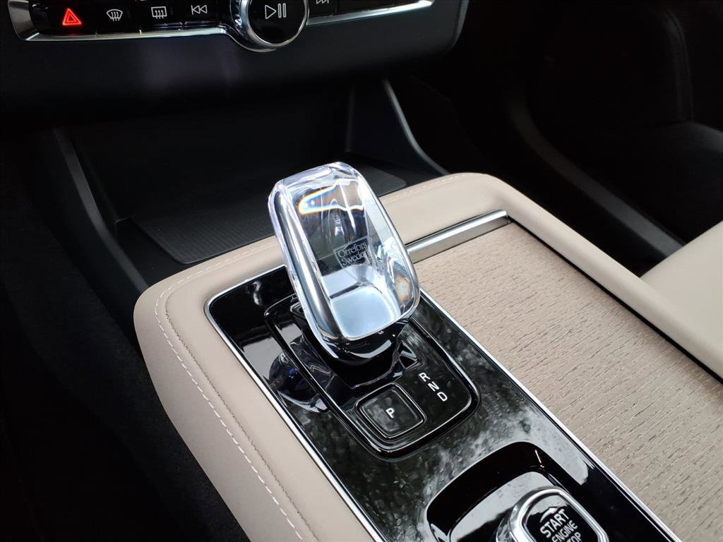 New 2026 Volvo XC90 B5 Core image 20