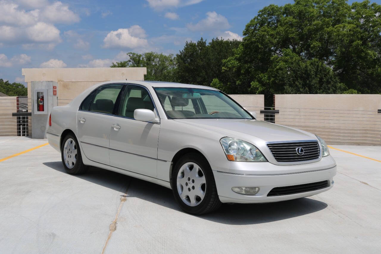 Used 2001 Lexus LS 430 RWD image 1