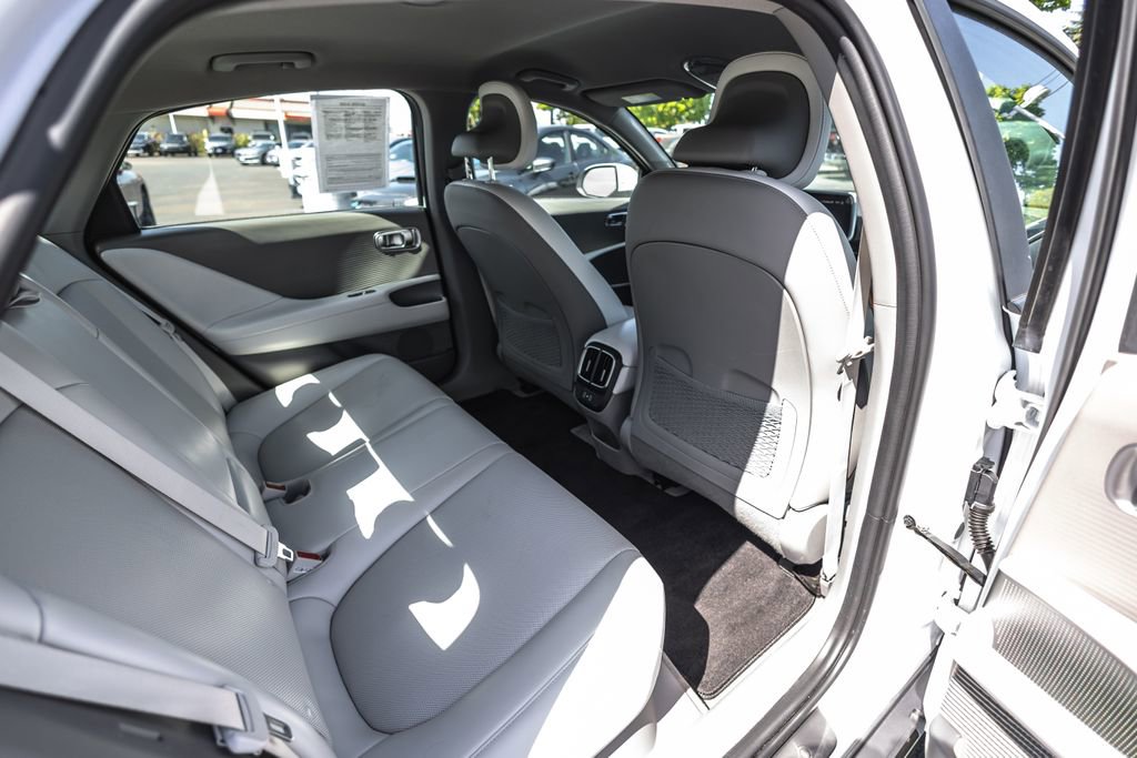 Used 2024 Hyundai Ioniq 6 SEL AWD/4WD image 27