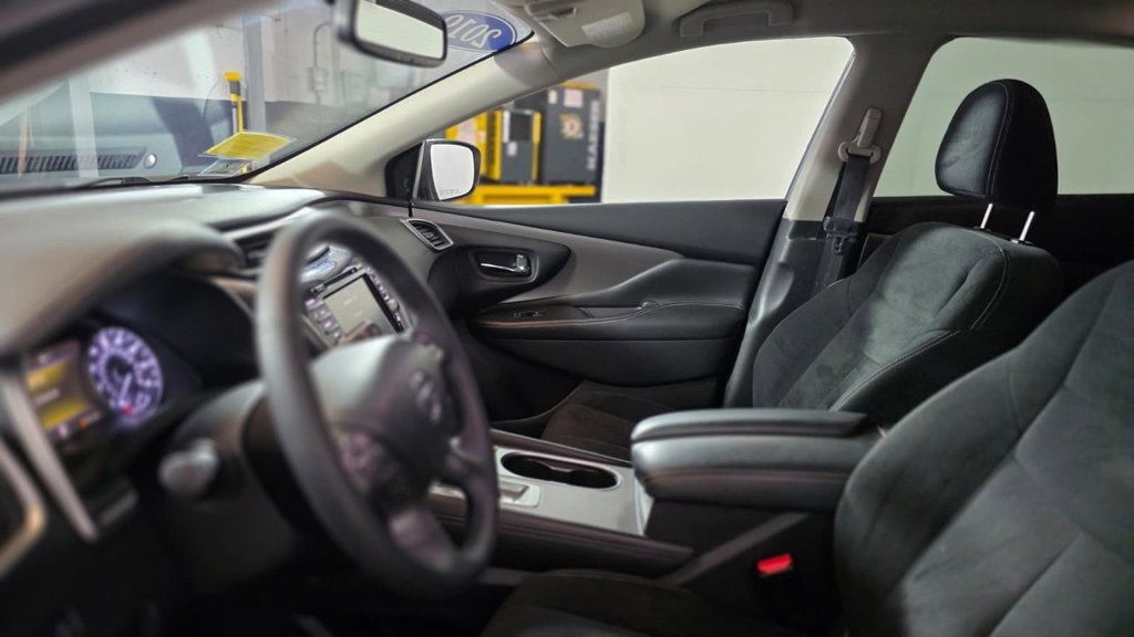Used 2019 Nissan Murano SV image 17