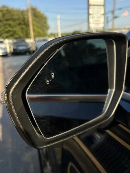 Used 2021 Hyundai Palisade Limited image 12