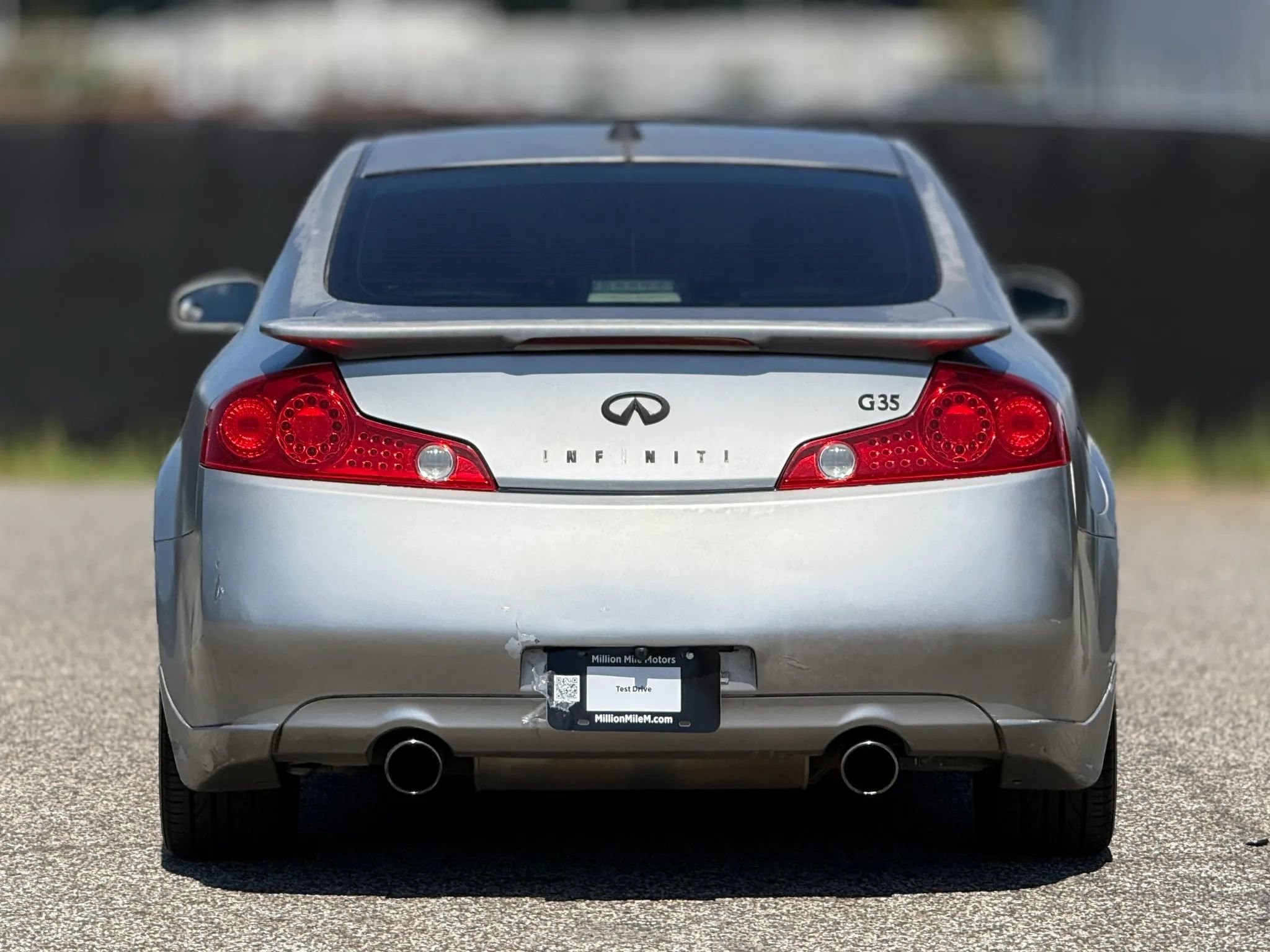 Used 2004 INFINITI G35 Coupe w/ Premium Pkg RWD image 4