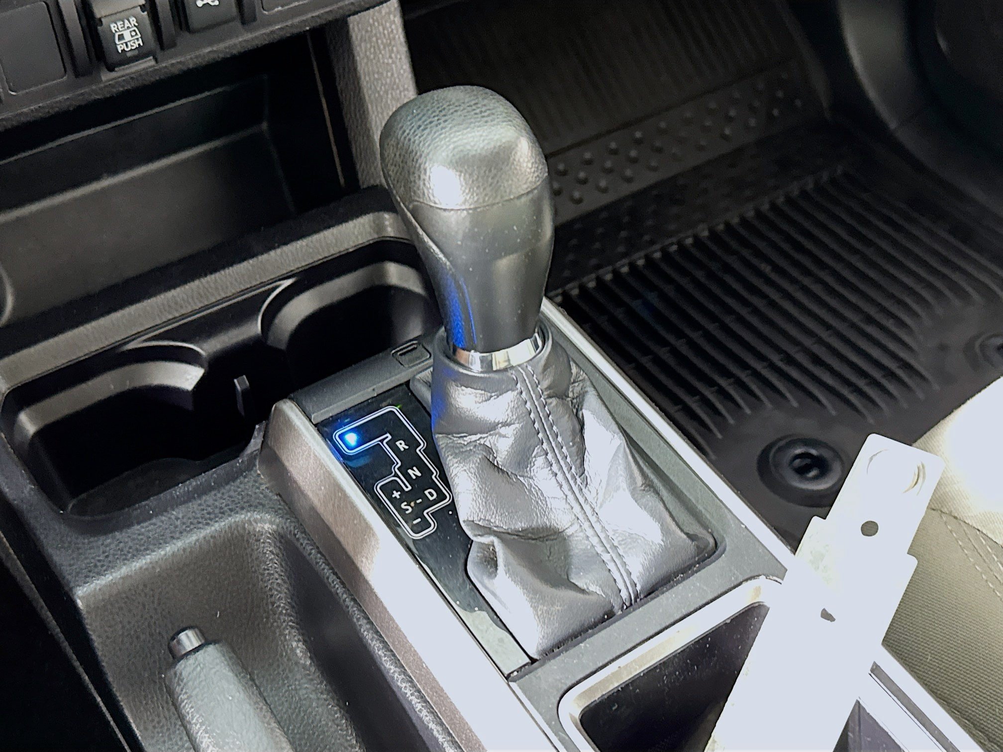 Used 2023 Toyota Tacoma SR5 AWD/4WD image 18