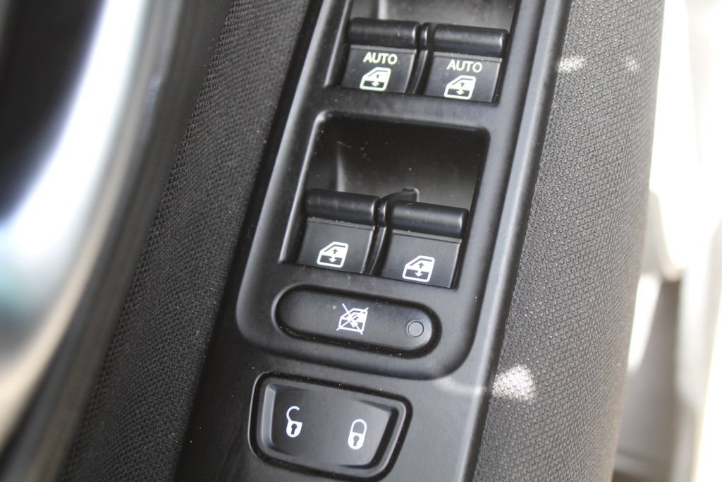 Used 2021 Jeep Renegade Latitude FWD image 20